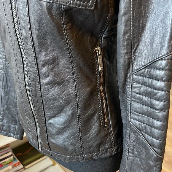 Black leather Michael Kors jacket - Picture 4 of 5